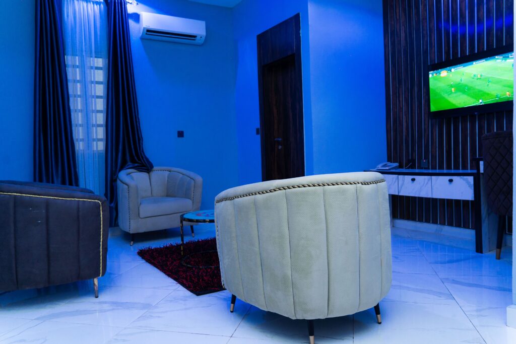 Ambassadorial suite (2)-min